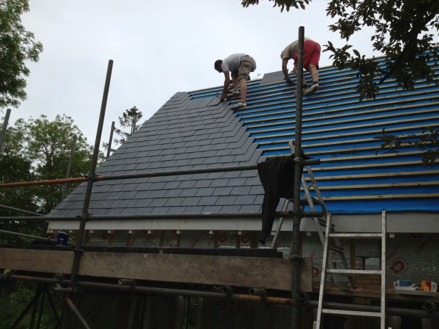 Tim and Andrew laying the Glendyne slates